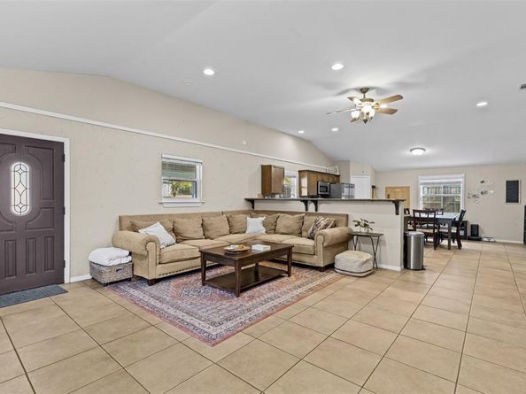 5117  Curzon Avenue , Fort Worth Texas 76107