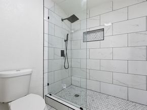 5940  Hunters View Lane , Dallas Texas 75232