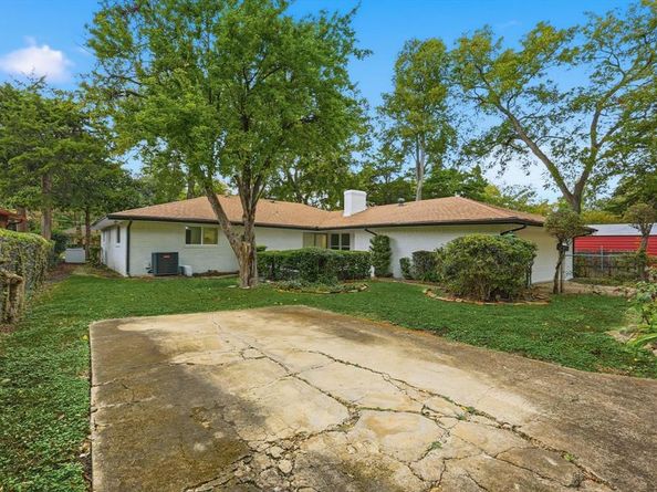 5940  Hunters View Lane , Dallas Texas 75232