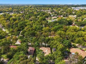 5940  Hunters View Lane , Dallas Texas 75232