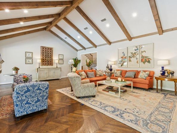 5629  Yolanda Circle , Dallas Texas 75229