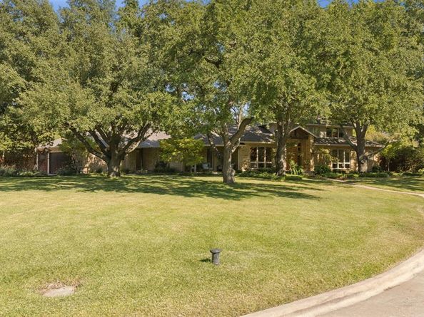 5629  Yolanda Circle , Dallas Texas 75229