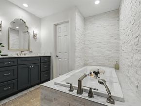 208  Rockwood Park Drive , Fort Worth Texas 76107