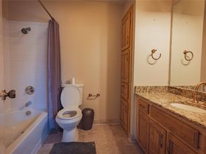 593  King Circle , Lewisville Texas 75067