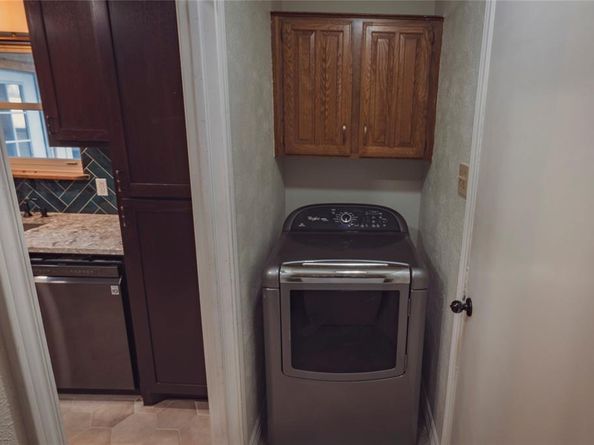 593  King Circle , Lewisville Texas 75067