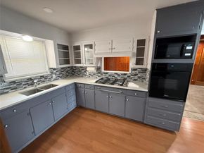 1021  Blue Lake Drive , Fort Worth Texas 76103