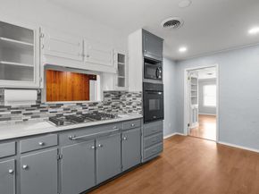 1021  Blue Lake Drive , Fort Worth Texas 76103