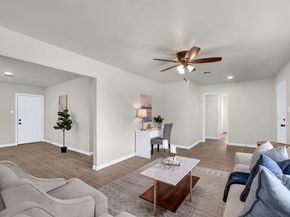 905  Pontiac Court , Arlington Texas 76013