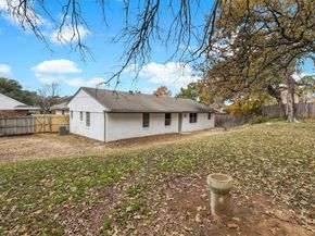 905  Pontiac Court , Arlington Texas 76013