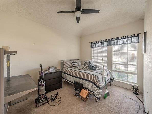 6102  Hawkeye Road , Rowlett Texas 75089