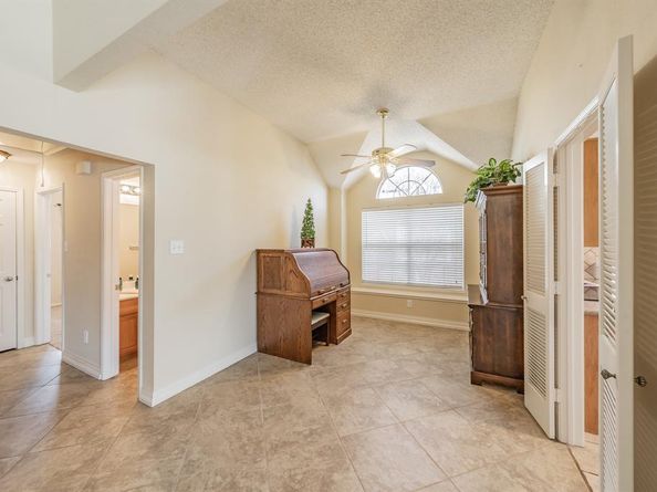 6102  Hawkeye Road , Rowlett Texas 75089