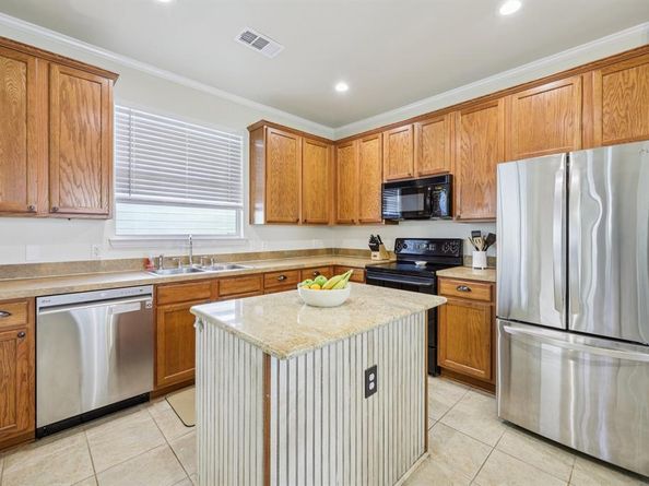 10012  Cherry Hill Lane , Providence Village Texas 76227