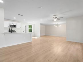 1610 SW 3rd Street , Grand Prairie Texas 75051