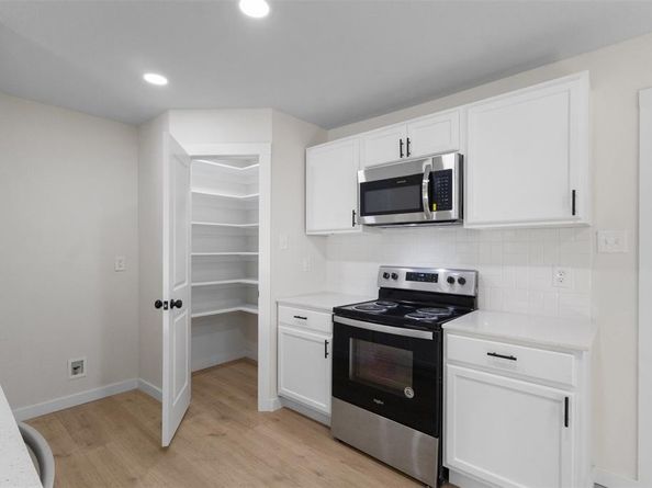 1610 SW 3rd Street , Grand Prairie Texas 75051