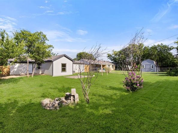 1610 SW 3rd Street , Grand Prairie Texas 75051