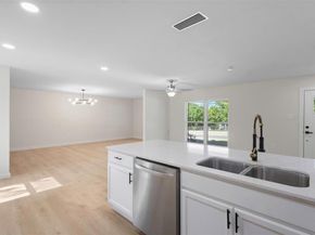 1610 SW 3rd Street , Grand Prairie Texas 75051