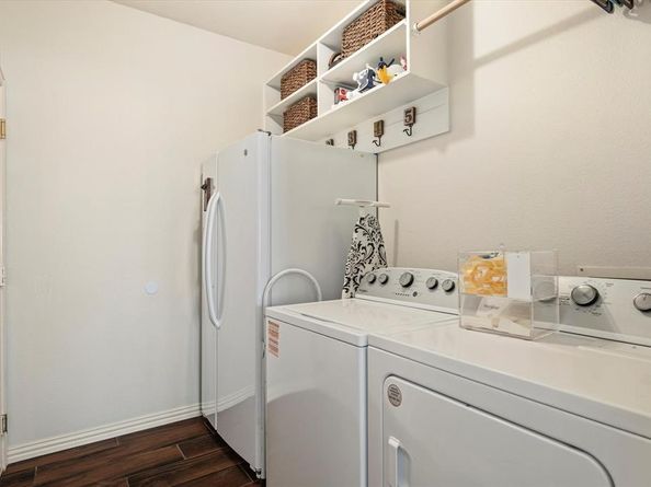 12329  Hawk Creek Drive , Frisco Texas 75033