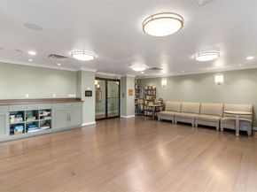 330  Las Colinas Boulevard E 422, Irving Texas 75039