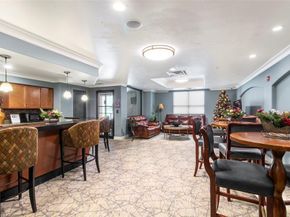 330  Las Colinas Boulevard E 422, Irving Texas 75039