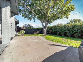 4112  Fairlakes Court , Dallas Texas 75228