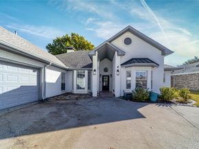 4112  Fairlakes Court , Dallas Texas 75228