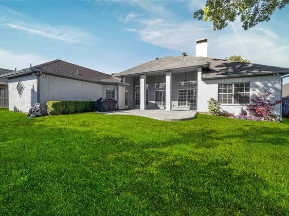 4112  Fairlakes Court , Dallas Texas 75228