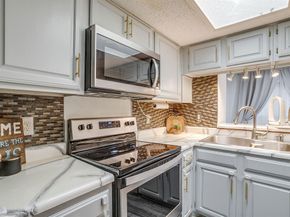 2117  Park Willow Lane  D, Arlington Texas 76011