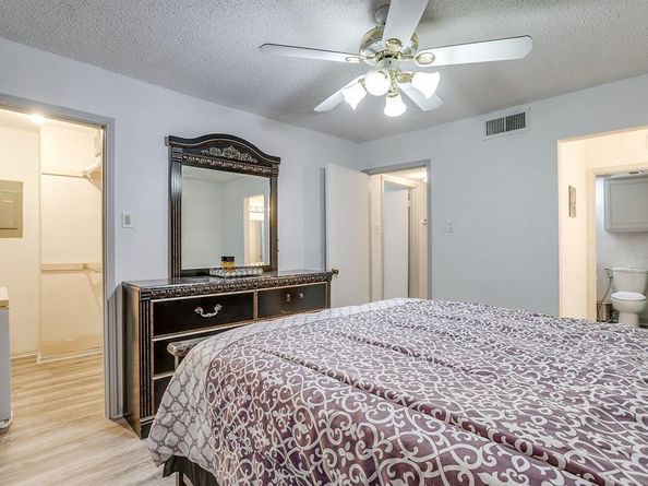 2117  Park Willow Lane  D, Arlington Texas 76011