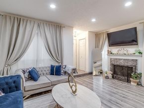 2117  Park Willow Lane  D, Arlington Texas 76011