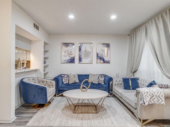 2117  Park Willow Lane  D, Arlington Texas 76011