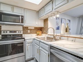 2117  Park Willow Lane  D, Arlington Texas 76011