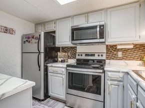 2117  Park Willow Lane  D, Arlington Texas 76011