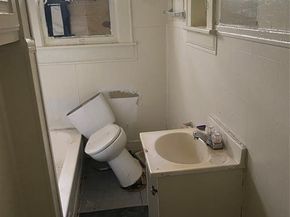 3709  College Avenue , Fort Worth Texas 76110