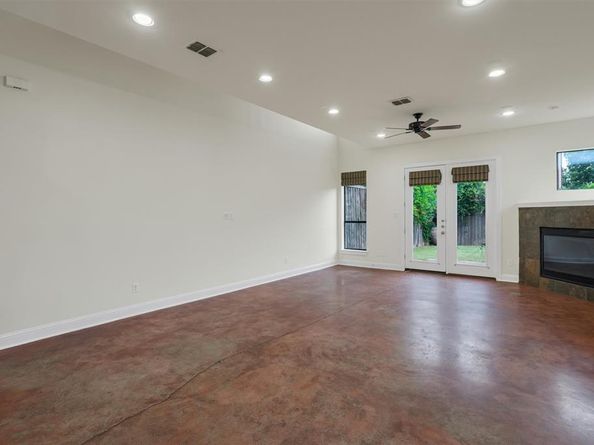 5631  Longview Street , Dallas Texas 75206