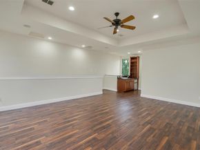 5631  Longview Street , Dallas Texas 75206