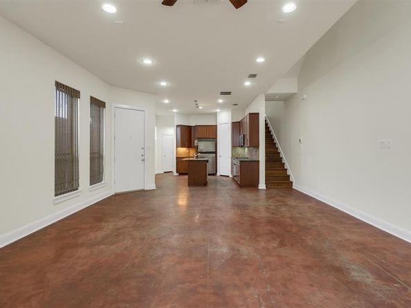 5631  Longview Street , Dallas Texas 75206