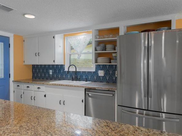 1314  Sandy Circle , Irving Texas 75060