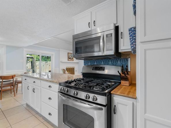 1314  Sandy Circle , Irving Texas 75060