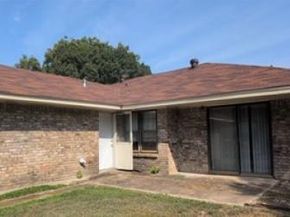 814  Oakbluff Drive , Lancaster Texas 75146