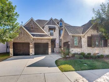 905  Asbury Drive 