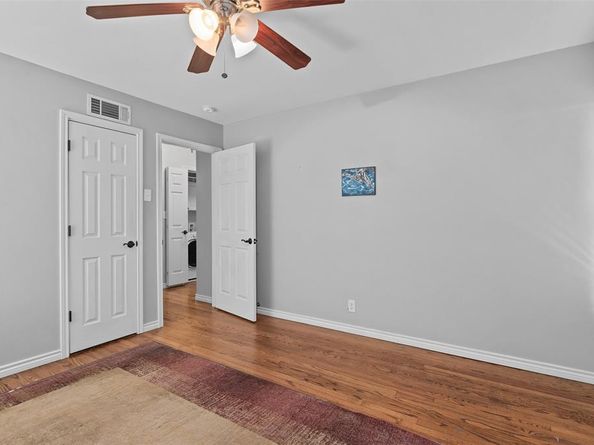 6555  Locke Avenue , Fort Worth Texas 76116