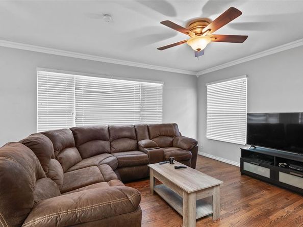 6555  Locke Avenue , Fort Worth Texas 76116