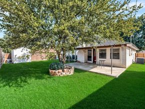 6610  Glen Falls Drive , Arlington Texas 76001