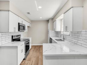 6610  Glen Falls Drive , Arlington Texas 76001