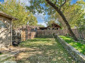 716  Red Oak  , Crowley Texas 76036