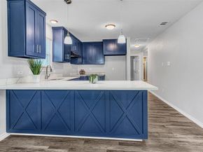 4042  Ladale Drive , Dallas Texas 75212