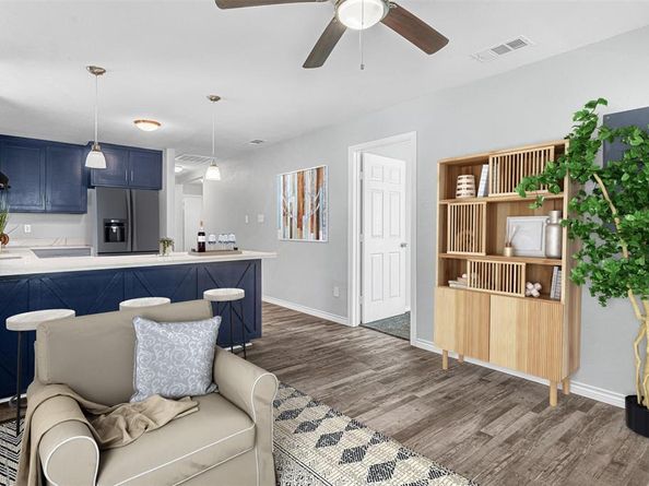 4042  Ladale Drive , Dallas Texas 75212