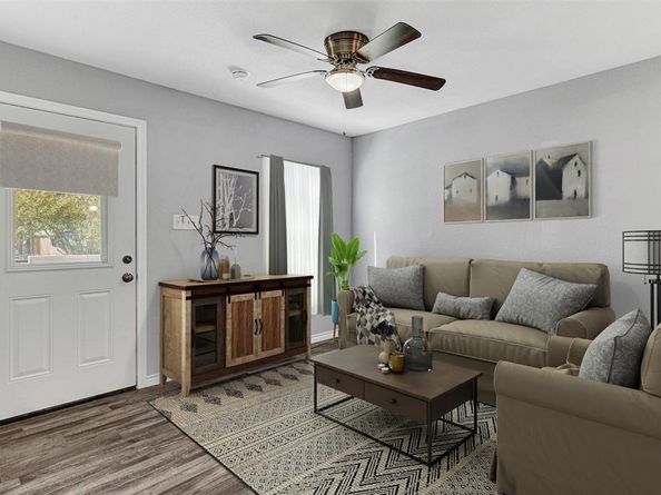 4042  Ladale Drive , Dallas Texas 75212