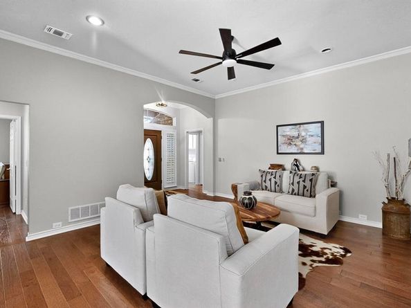5900  Sandhill Circle , The Colony Texas 75056
