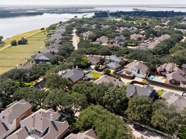 5900  Sandhill Circle , The Colony Texas 75056